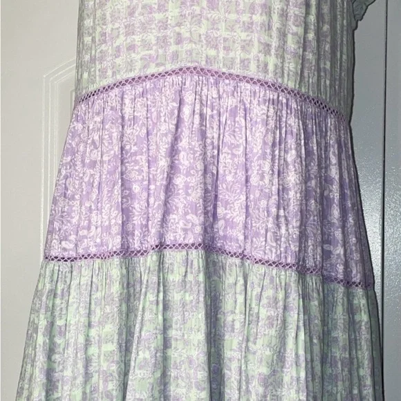 Roller Rabbit Lavender and White Midi Dress - Picture 3 of 9